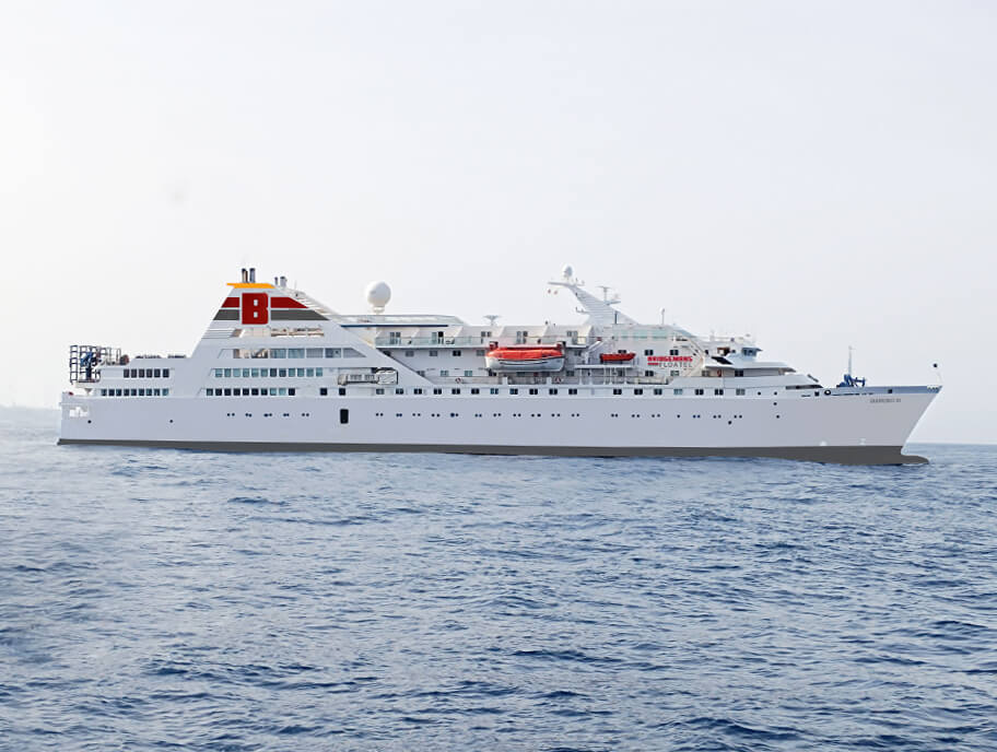 MV Diamond XI on the open ocean